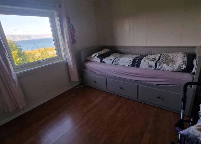 Peaceful With Ocean And Fjord Views Dom wakacyjny