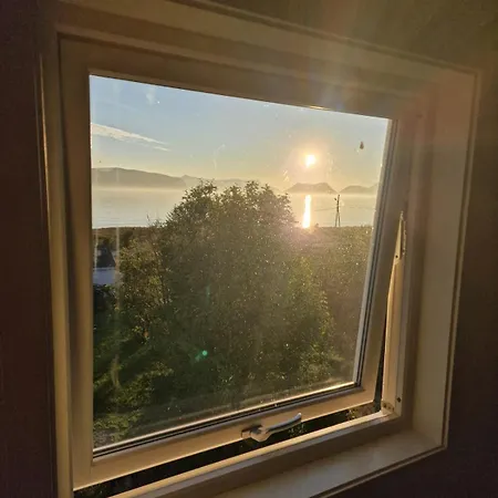 Holiday home Peaceful With Ocean And Fjord Views Vannareid